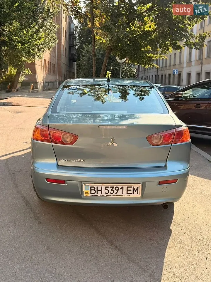 Mitsubishi Lancer 2007 photo 2