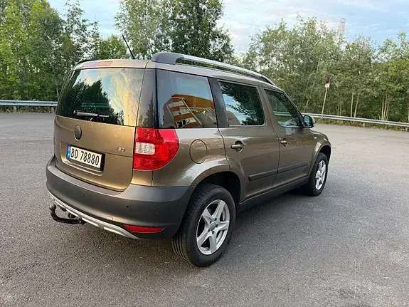 Skoda Yeti 2012 photo 5