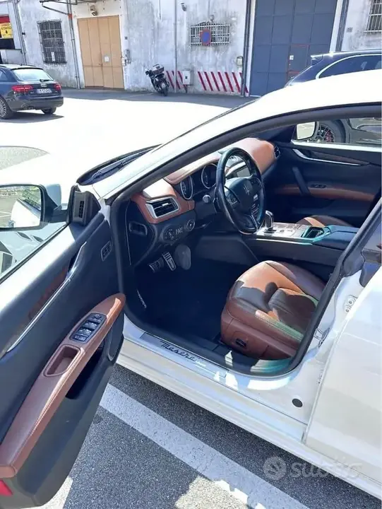 Maserati Ghibli 2015 photo 4