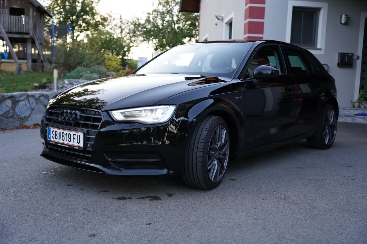 Audi A3 2015 photo 2
