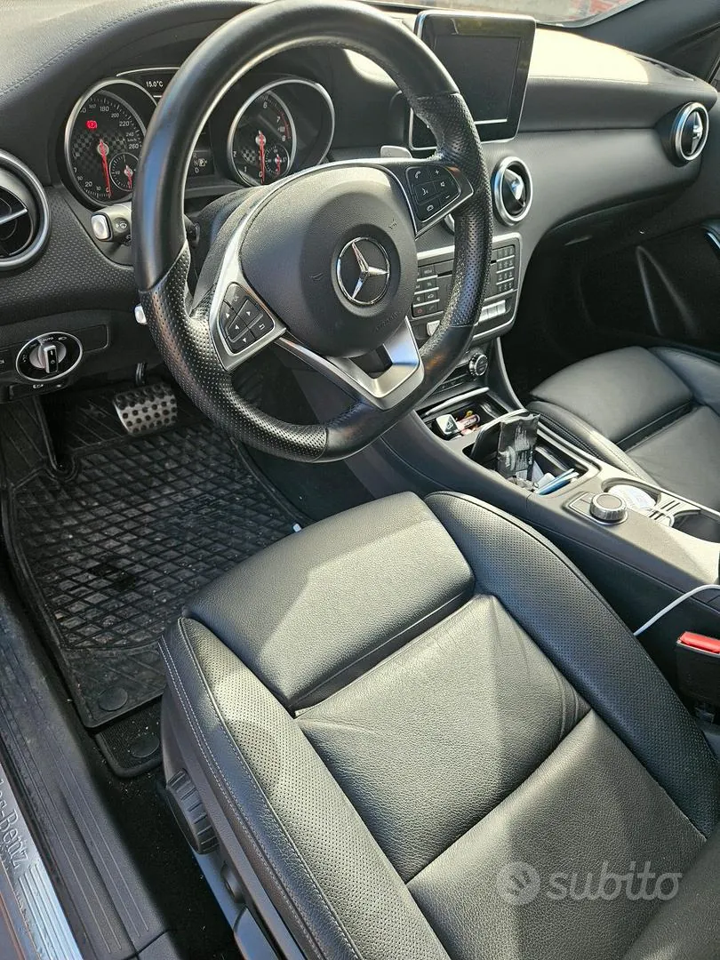 Mercedes-Benz A