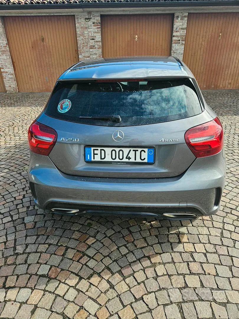 Mercedes-Benz A 2016 photo 5