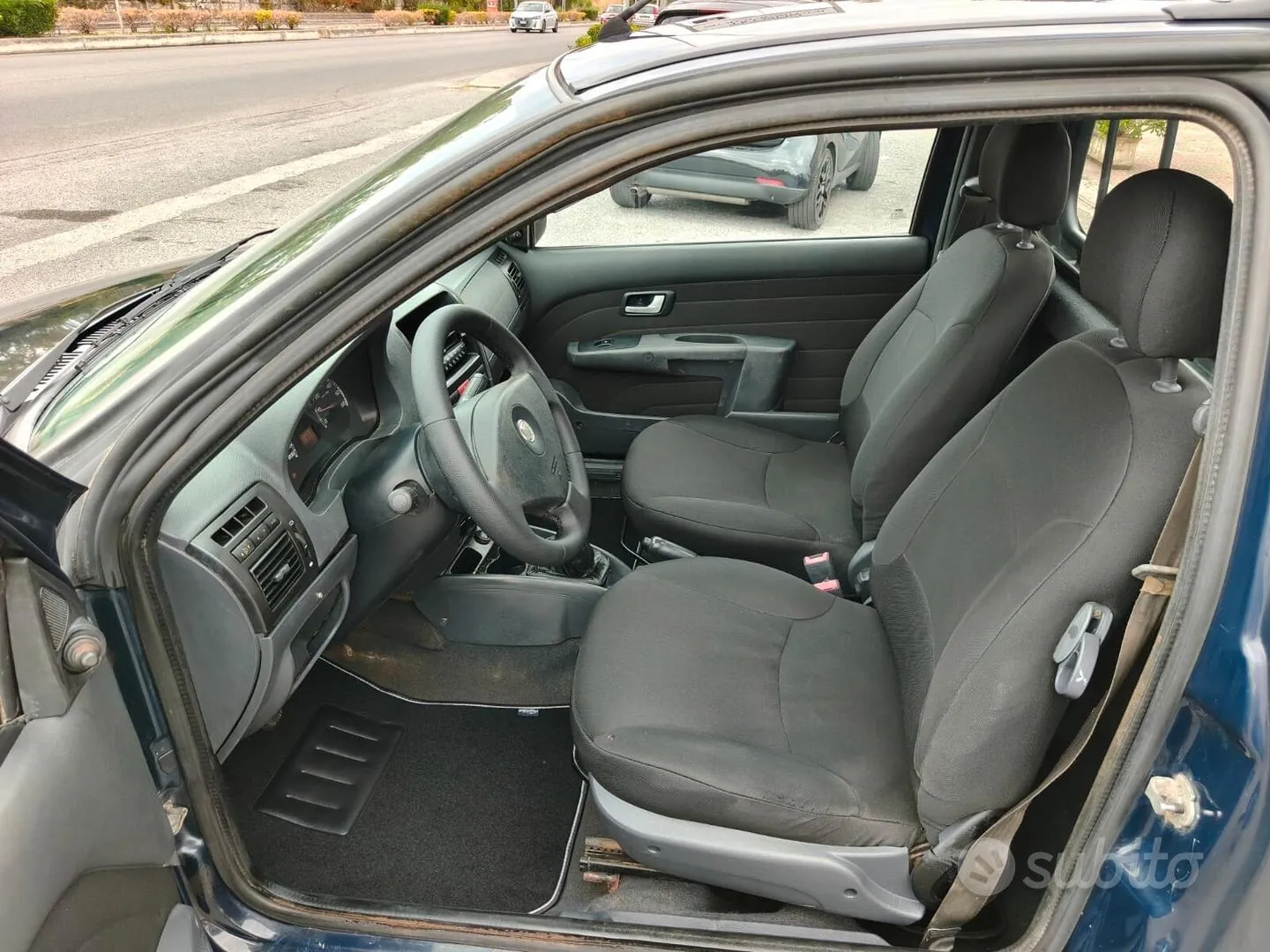 Fiat Strada 2011 photo 4