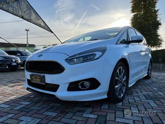 Ford S-Max