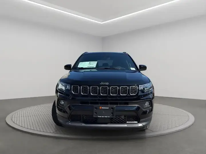 Jeep Compass 2026 photo 2