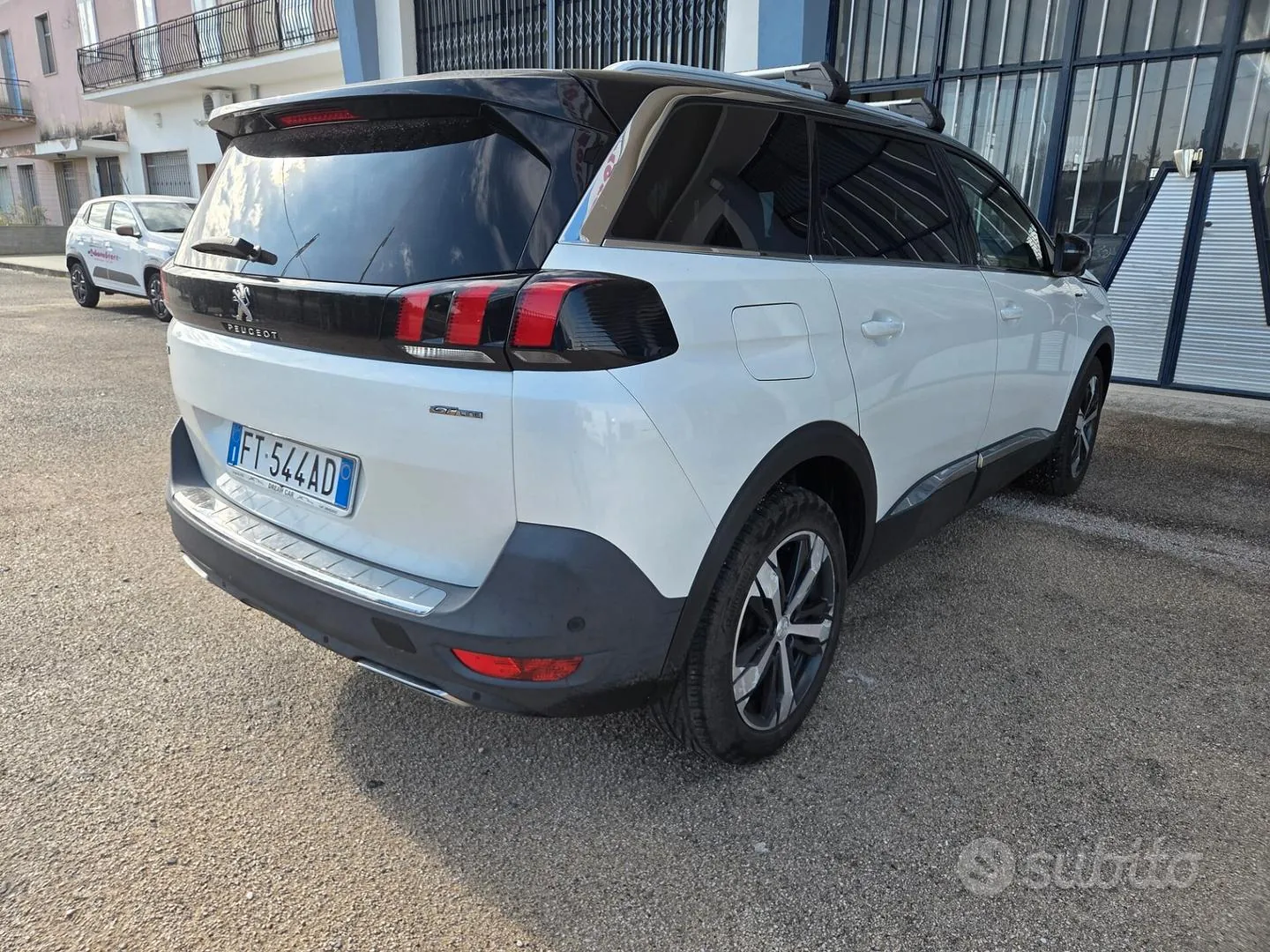 Peugeot 5008 2018 photo 4