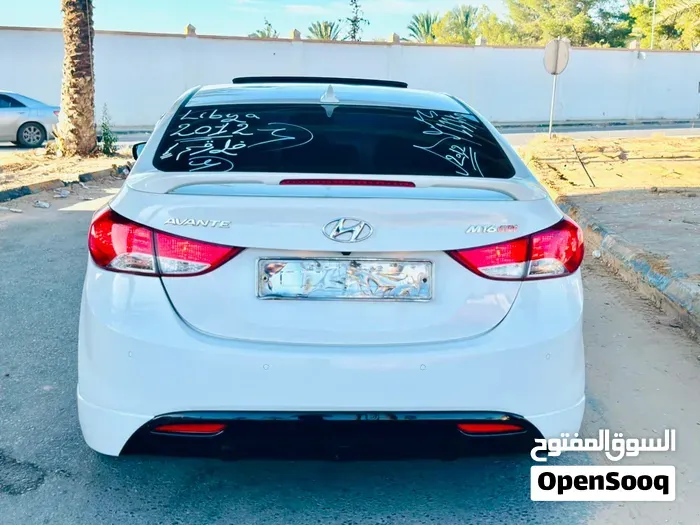 Hyundai Avante 2012 photo 3