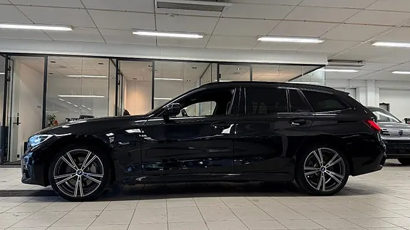 BMW 330E 2022 photo 3