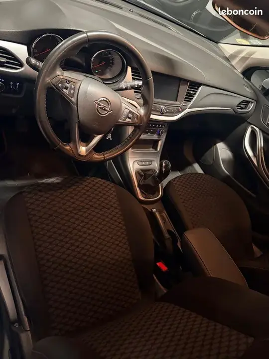 Opel Astra 2019 photo 3