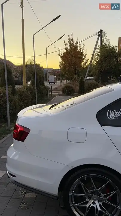 Volkswagen Jetta 2017 photo 4