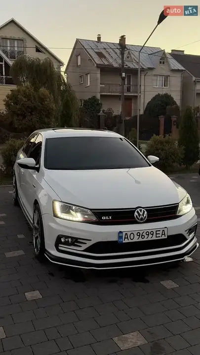 Volkswagen Jetta 2017 photo 3