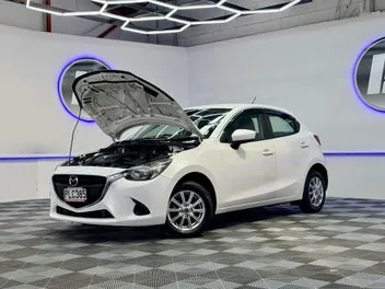 Mazda Demio 2016 photo 4