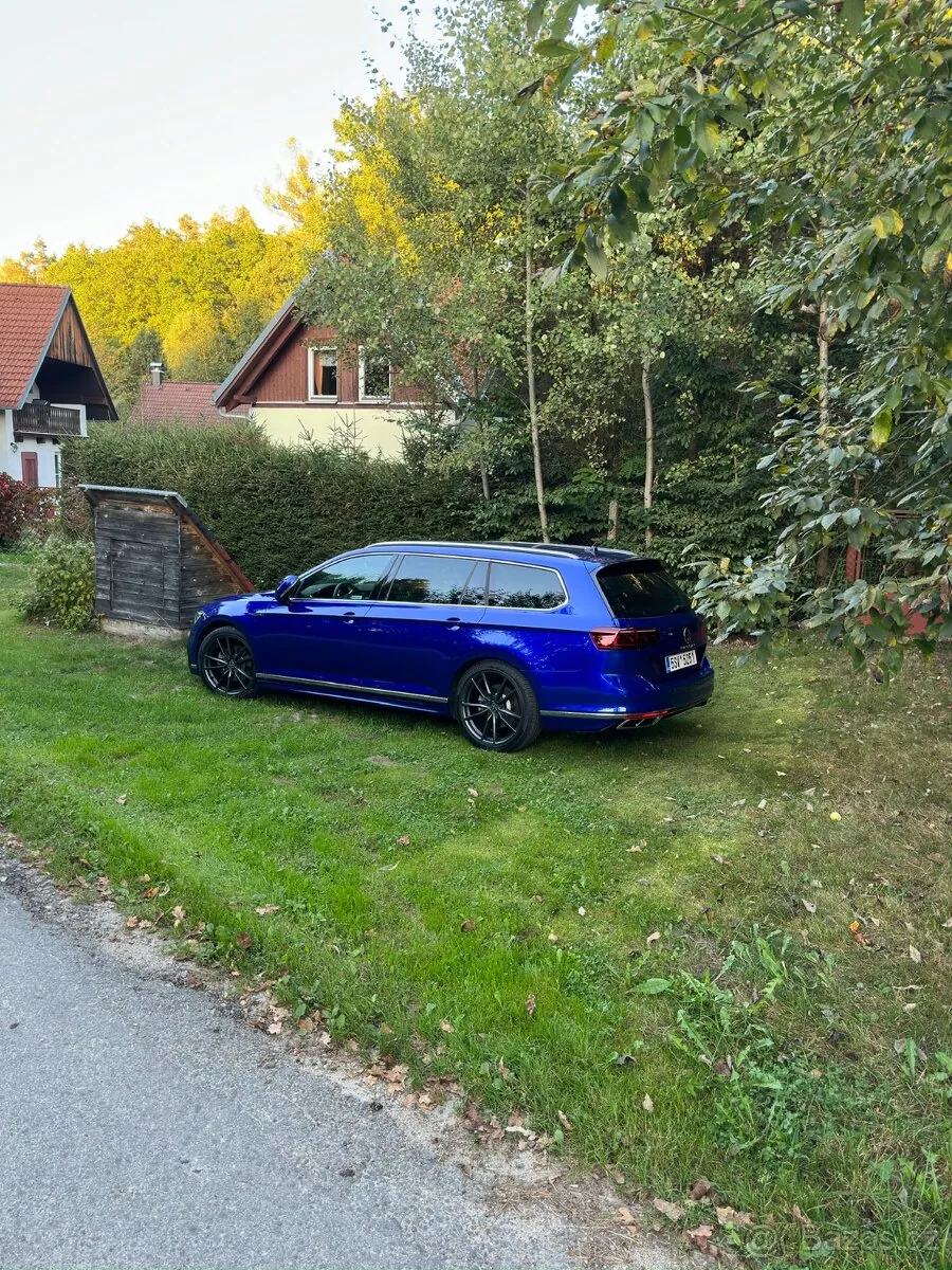 Volkswagen Passat 2021 photo 3