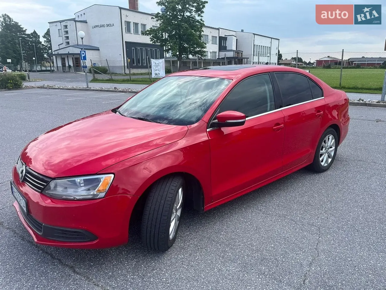 Volkswagen Jetta 2013 photo 2