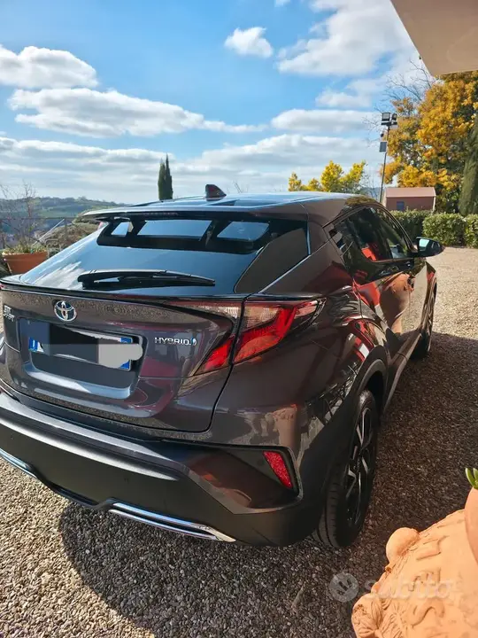 Toyota C-Hr 2022 photo 3