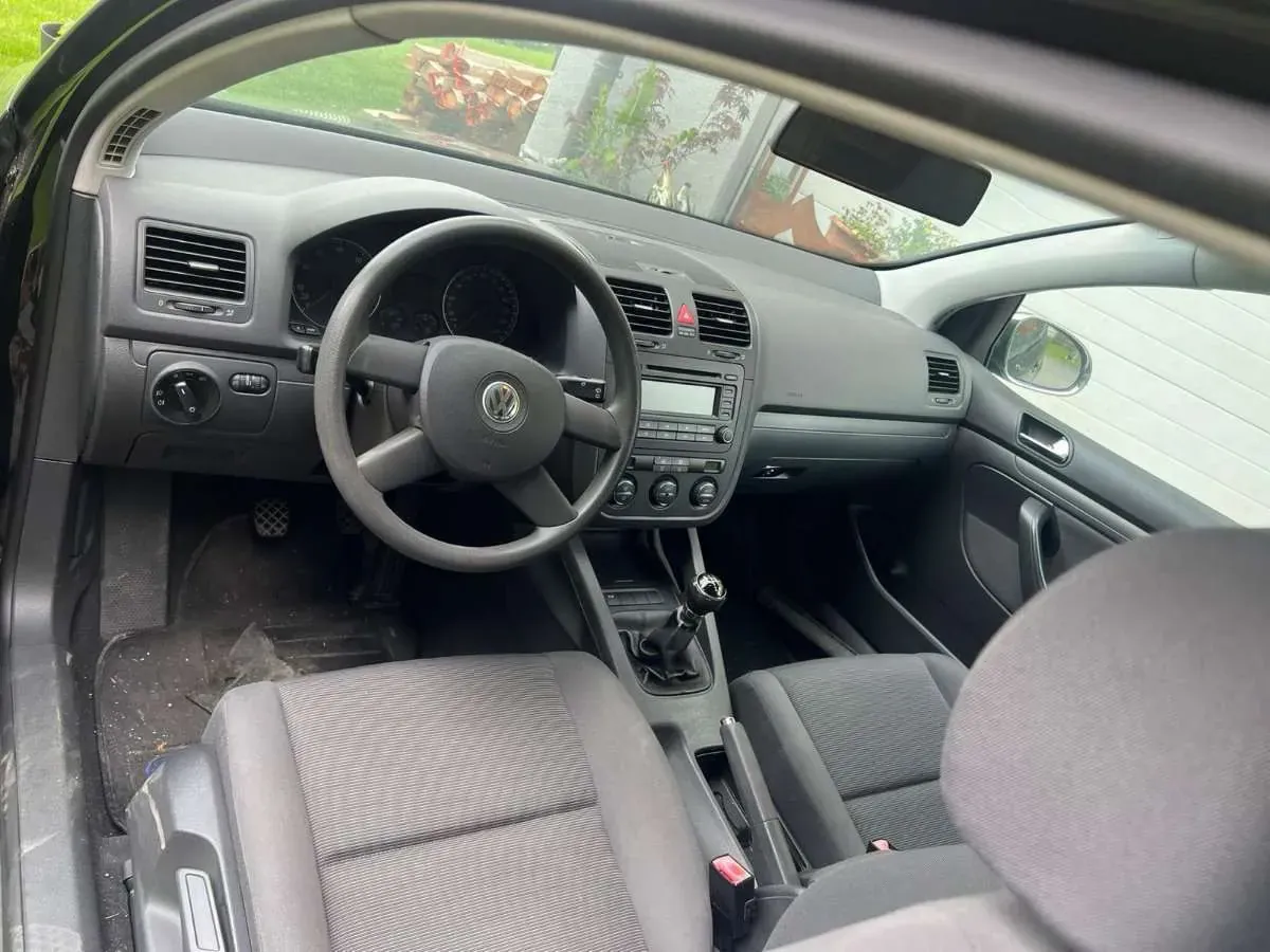 Volkswagen Golf 2004 photo 3