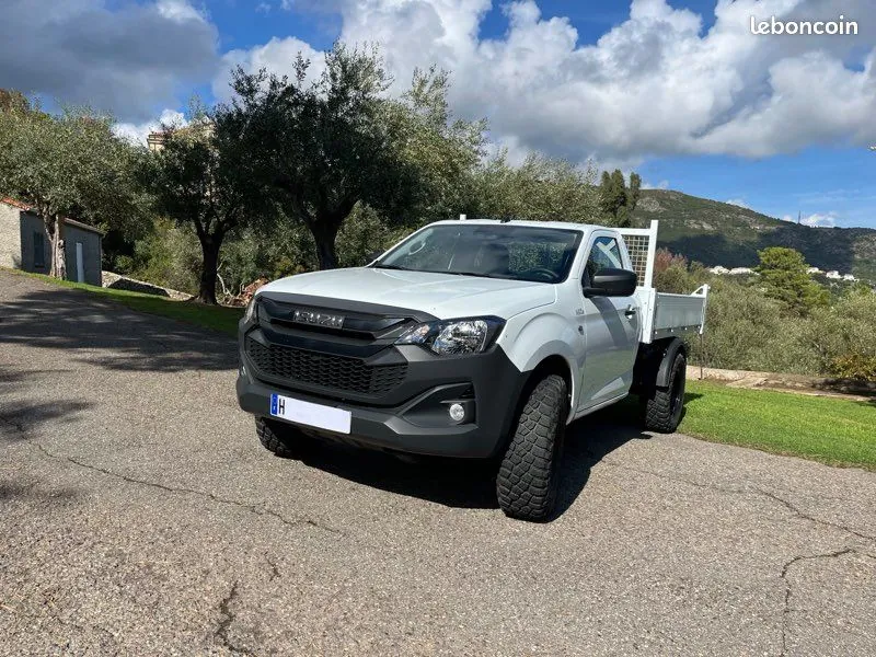 Isuzu D-Max 2026 photo 4