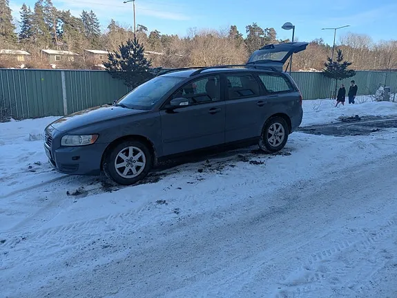 Volvo V50