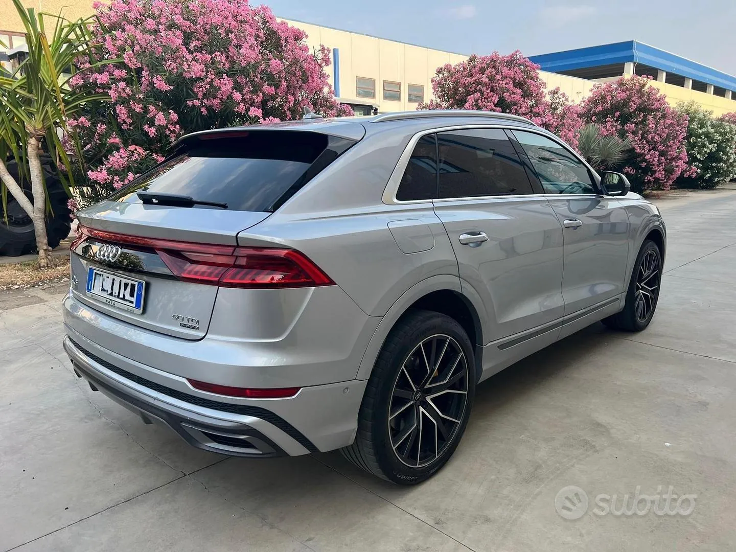 Audi Q8 2019 photo 4