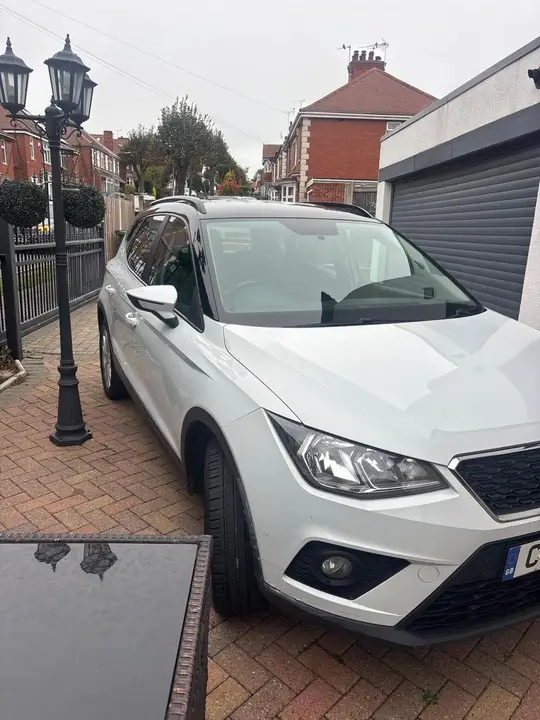 Seat Arona 2019 photo 4