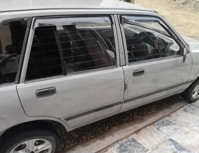 Suzuki Khyber