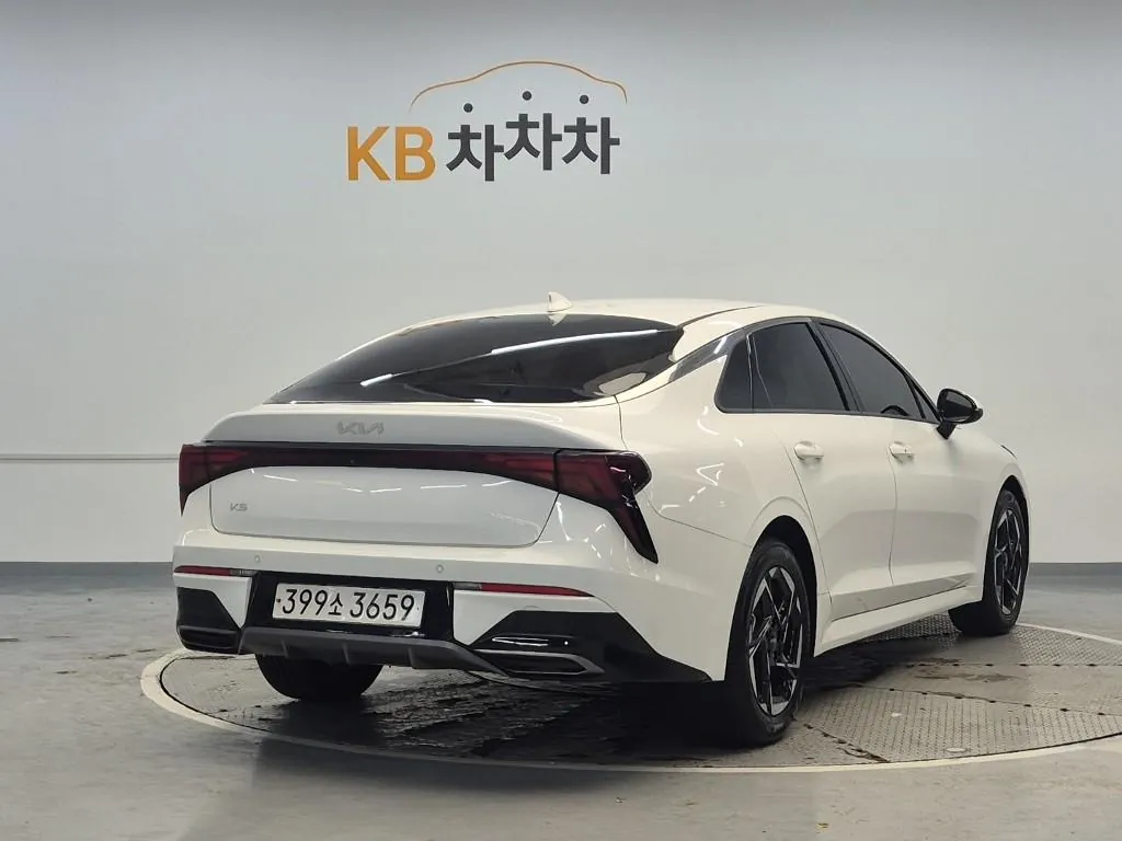 Kia K5 2025 photo 3
