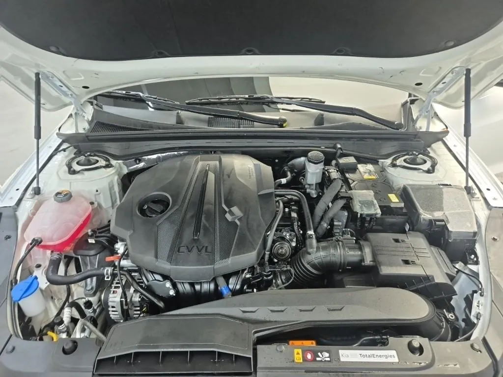 Kia K5 2025 photo 5