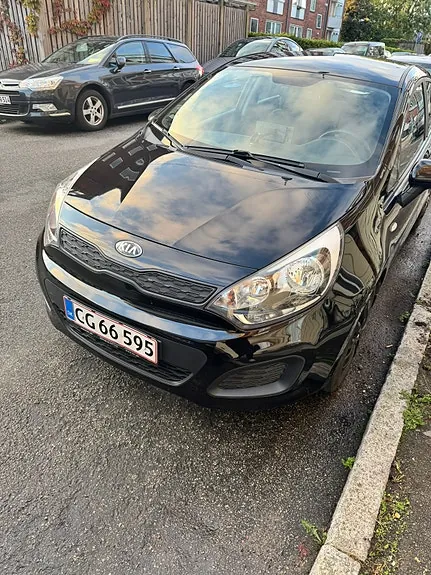 Kia Rio 2013 photo 2