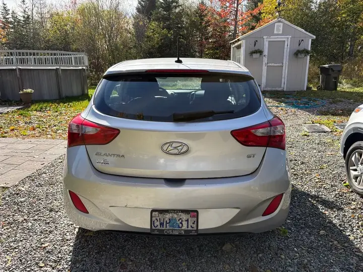 Hyundai Elantra 2014 photo 4