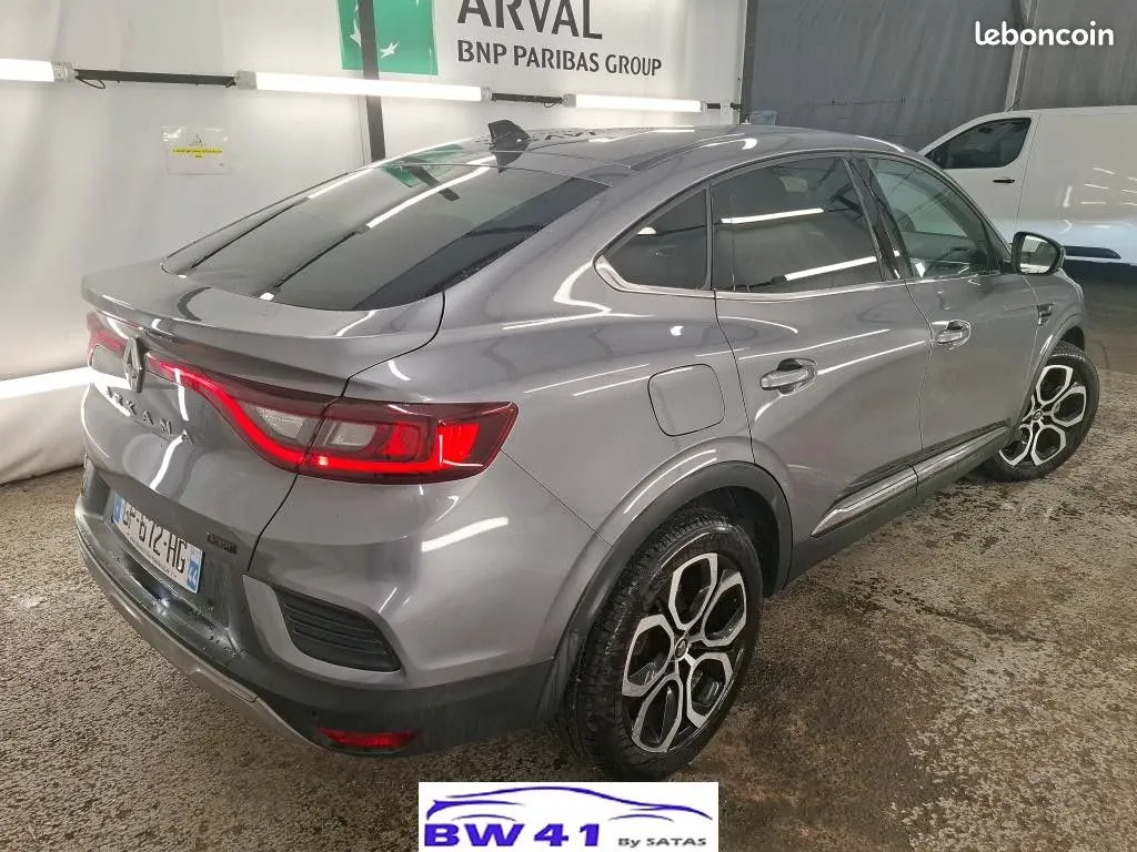 Renault Arkana 2023 photo 3