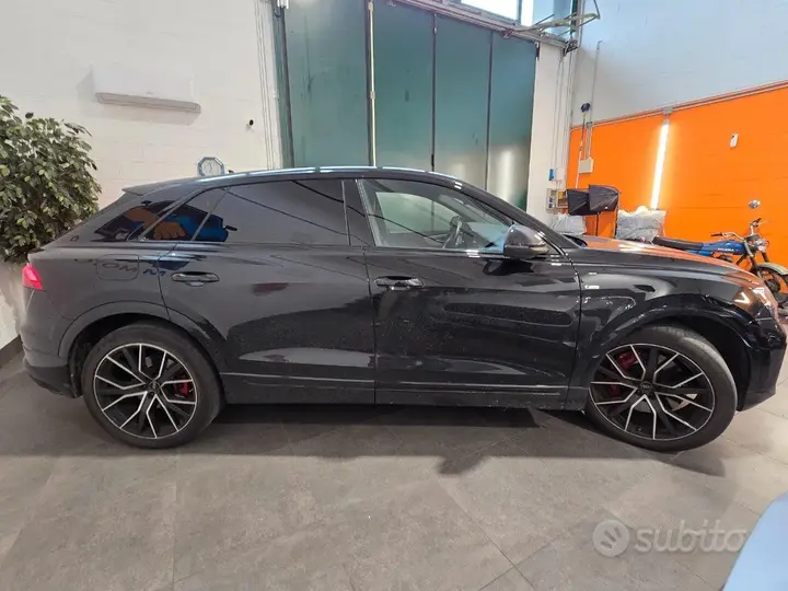 Audi Q8 2025 photo 4
