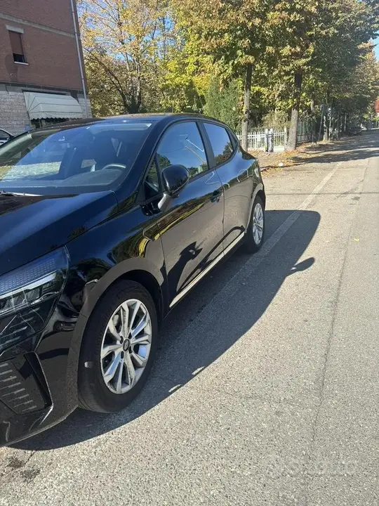 Renault Clio 2023 photo 4