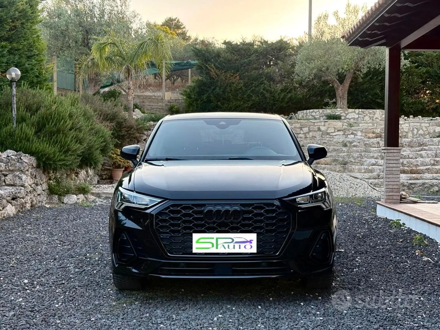 Audi Q3 2021 photo 2