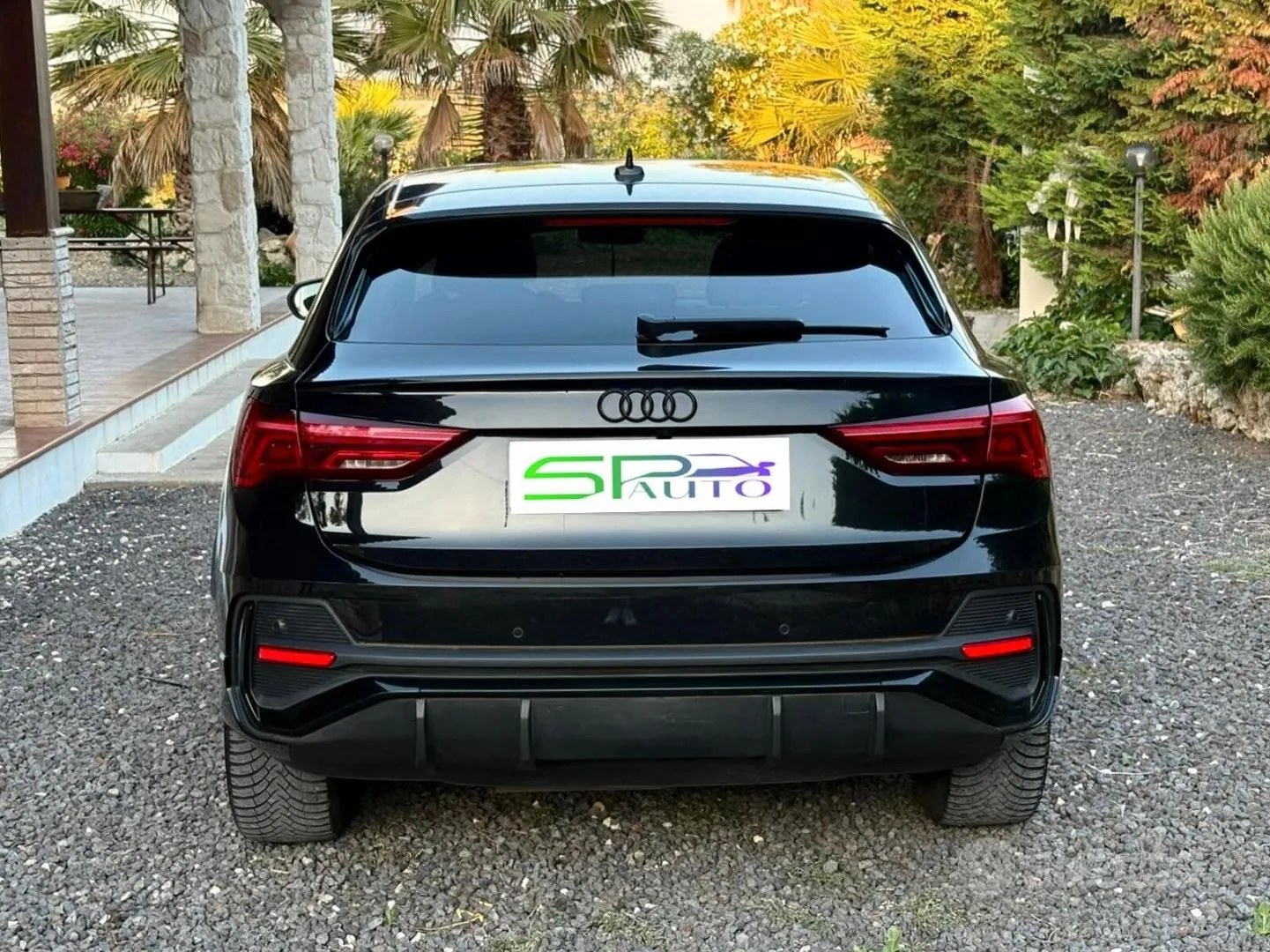 Audi Q3 2021 photo 5