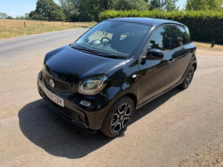Smart Forfour 2018 photo 2