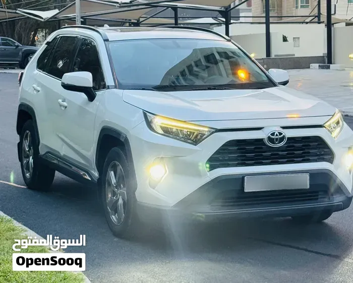 Toyota Rav 4 2019 photo 2