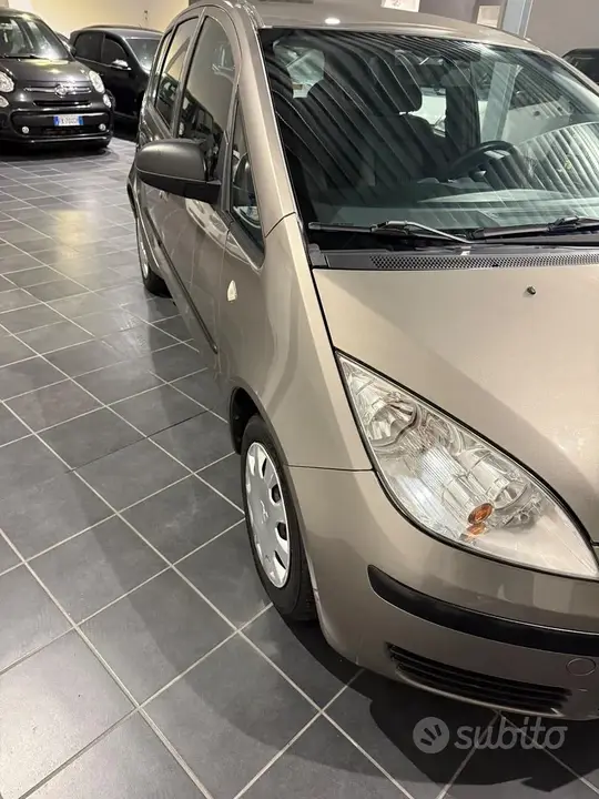Mitsubishi Colt 2008 photo 3