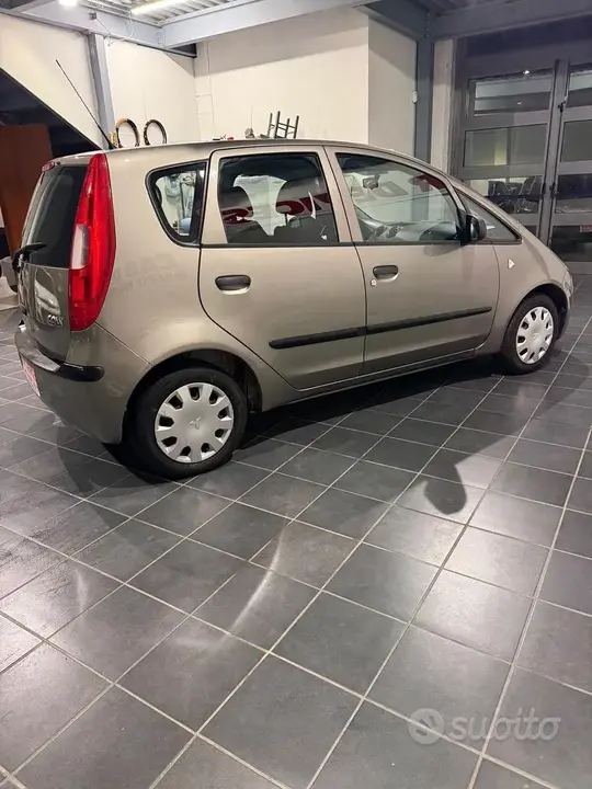 Mitsubishi Colt 2008 photo 4