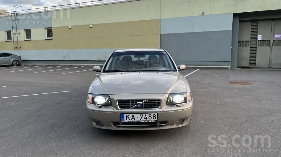 Volvo S80 2004 photo 2