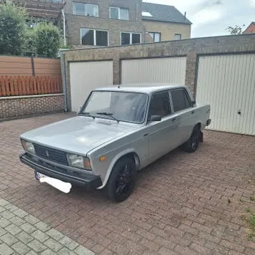Lada 2105