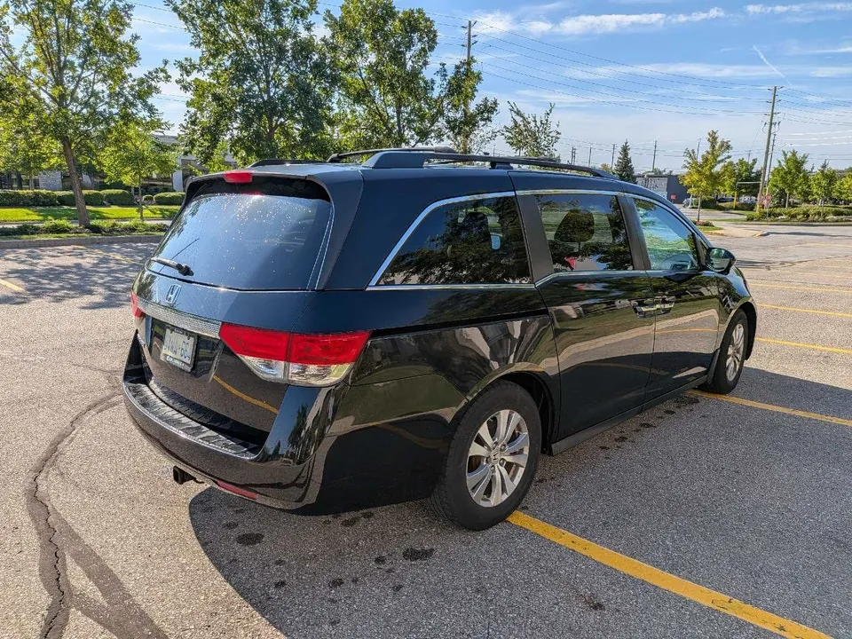 Honda Odyssey 2015 photo 3