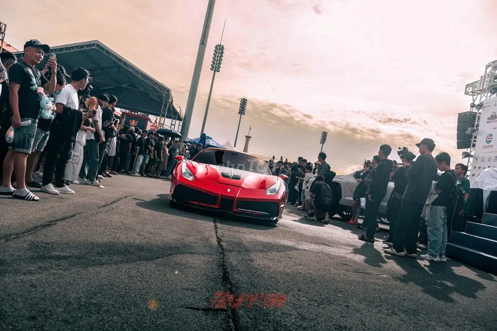 Ferrari 488 Gtb 2015 photo 3