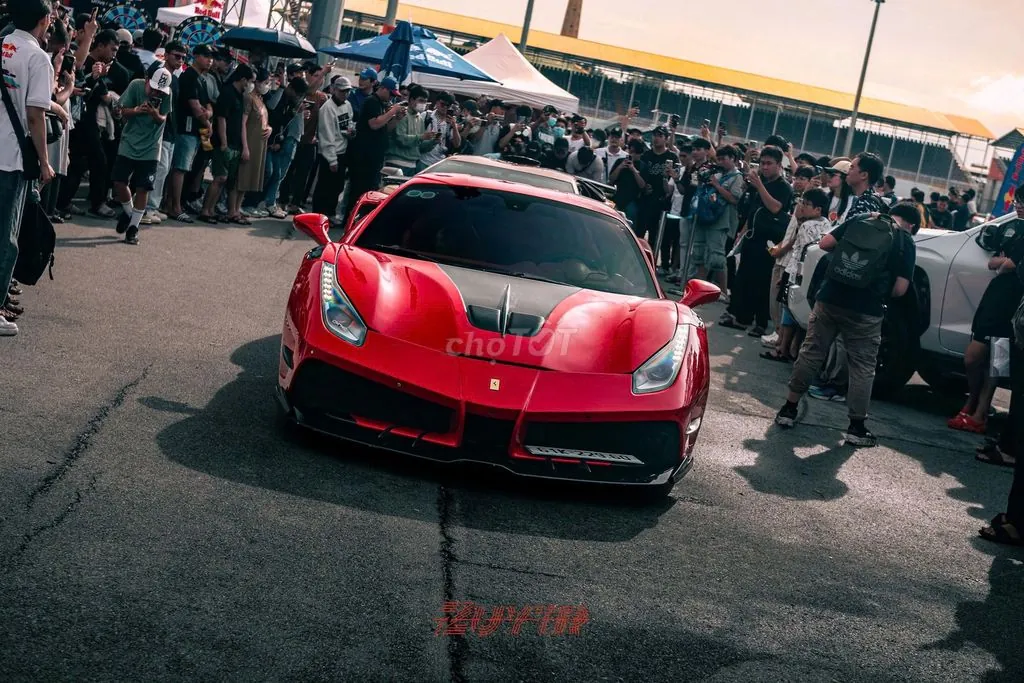 Ferrari 488 Gtb
