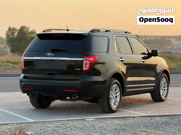 Ford Explorer 2013 photo 4
