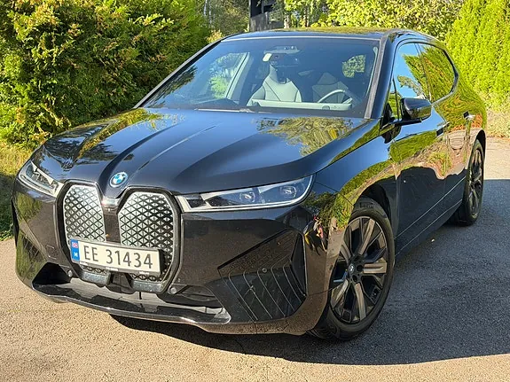 BMW Ix 2022 photo 2