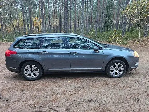 Citroen C5 2010 photo 4