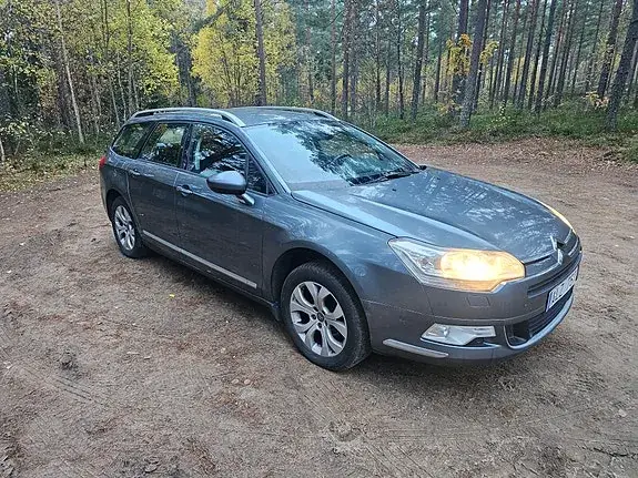 Citroen C5 2010 photo 3