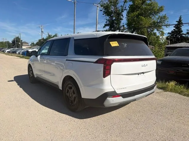 Kia Carnival 2025 photo 4