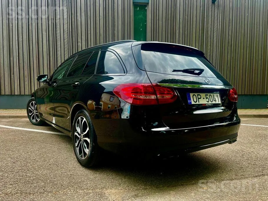 Mercedes-Benz C220 Avantgarde 2017 photo 4