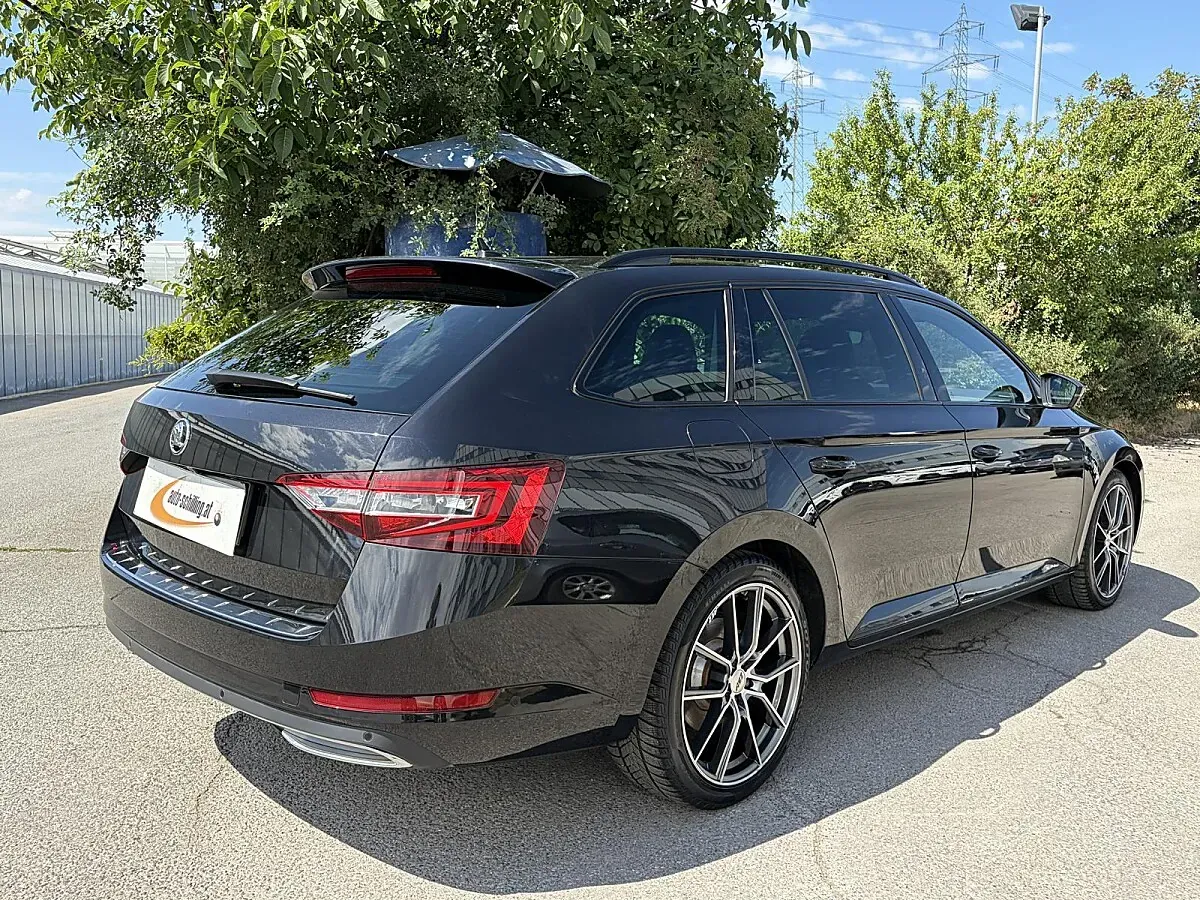 Skoda Superb 2019 photo 3